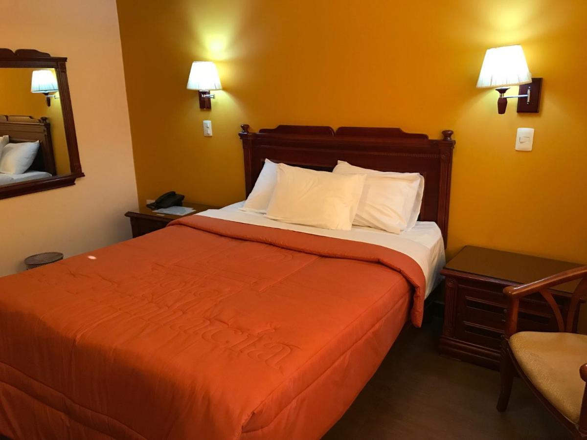 Hotel La Primacia リマ エクステリア 写真