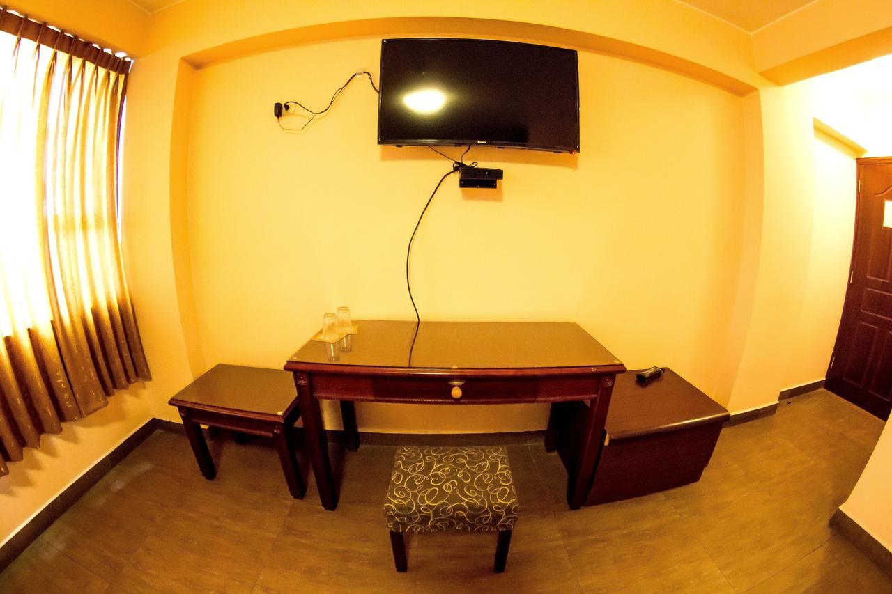 Hotel La Primacia リマ エクステリア 写真